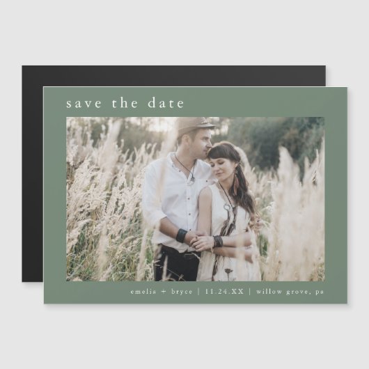 EMELIA写真セージ山の結婚式の日付を保存 マグネット招待状 (正面/裏面)