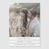 EMELIA写真ユニークニュートラルウェディング日付を保存 マグネット招待状 (正面)