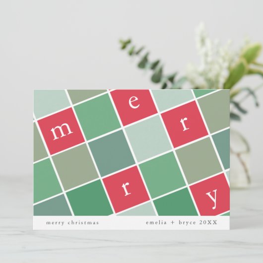 EMELIA赤い緑の印刷可能なファミリーメリークリスマス シーズンカード (スタンド正面)