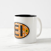 Emerald Isle。 ツートーンマグカップ (正面右)