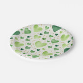 Emerald Meadows Watercolor Heart Pattern ペーパープレート (アングル)