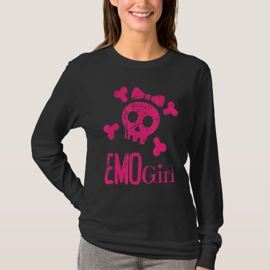 Emoガールピンクスカルとボウタイエモゴシック絵文字 Tシャツ (正面)