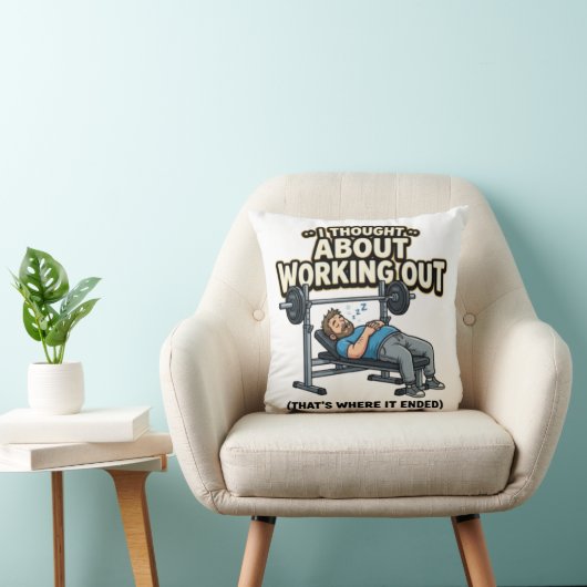 Emotionally Weak Physically Strong クッション (椅子)