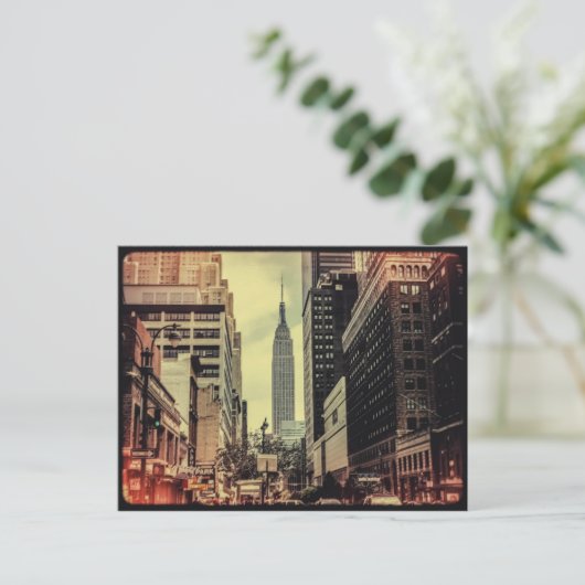 Empire Street View ポストカード (スタンド正面)