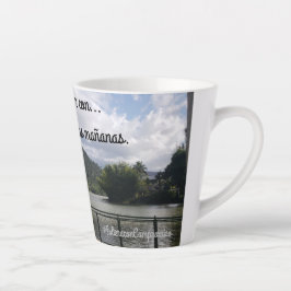 empoderamiento カフェラテマグ