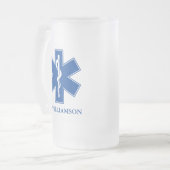 EMTの救急医療隊員の記号のカスタム フロストグラスビールジョッキ (正面左)