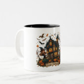 Enchanted Haunted House Halloween ツートーンマグカップ (正面左)