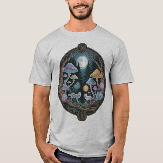 Enchanted Moonlit Wolves and Psychedelic Mushrooms Tシャツ (正面)