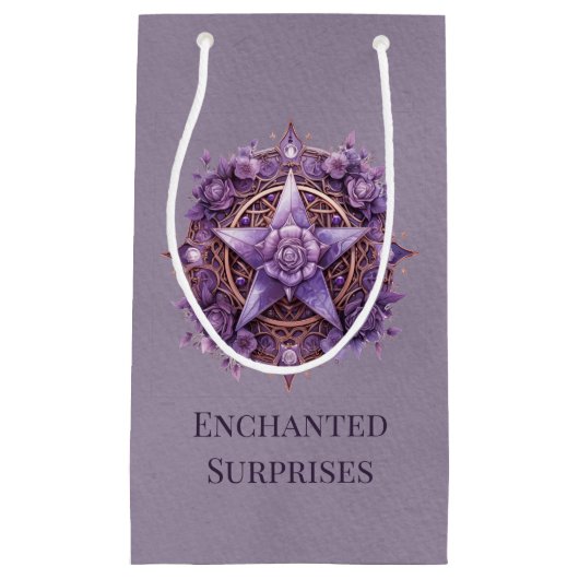 Enchanted Surprises – Customizable Witchy Gift Bag スモールペーパーバッグ (正面)