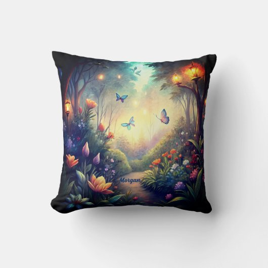 Enchanted Twilight Garden - Magical Forest Gift クッション (正面)
