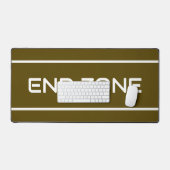 END ZONE Modern White Text Stripes On Bold Brown デスクマット (キーボード&マウス)