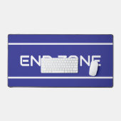 END ZONE Modern White Text Stripes On Deep Blue デスクマット (キーボード&マウス)