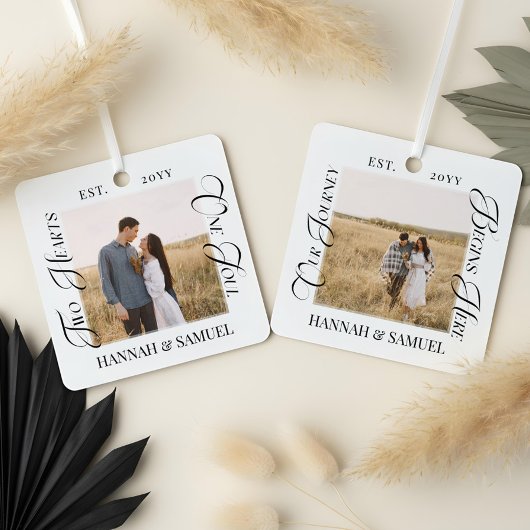 Engaged Couples Photo Two Hearts One Soul Keepsake メタルオーナメント