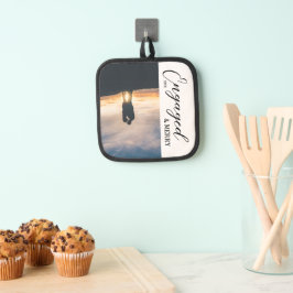 Engaged & Merry Couple Photo 鍋敷き