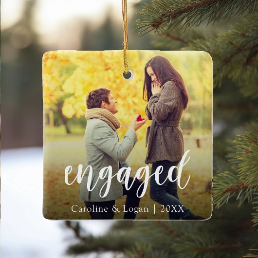 Engagement Photo | Engaged Holiday Keepsake セラミックオーナメント