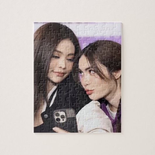 Engfa Waraha & Charlotte Austin Englot タイGL ジグソーパズル (縦)