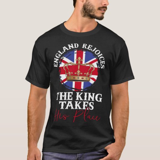 England Rejoices The King Takes His Place Coronati Tシャツ (正面)