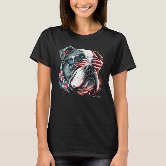 English Bulldog Dog 4th of July American Flag USA  Tシャツ (正面)