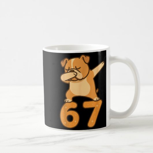 English Bulldog Dog 67 Meme Six Seven Funny Dabbin コーヒーマグカップ (右)