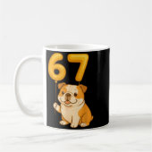 English Bulldog Dog Funny 67 Meme Six Seven Balloo コーヒーマグカップ (左)