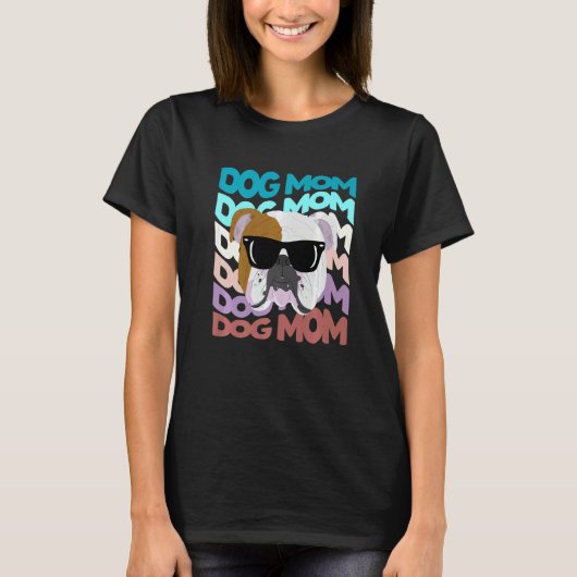 English Bulldog Mom  Cool Retro Dog Mom Tシャツ (正面)