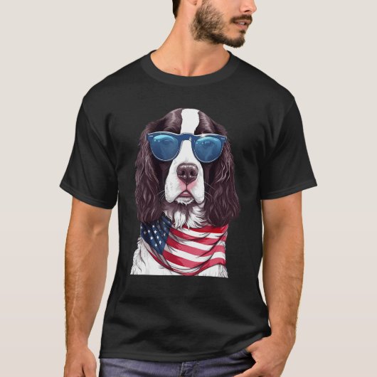English Springer Spaniel with USA Flag 4th of July Tシャツ (正面)