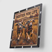 Engraved Dog Pair Running Field スクエア壁時計 (傾斜)