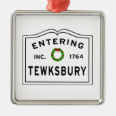Entering Tewksbury Massachusetts Metalオーナメント メタルオーナメント (正面)