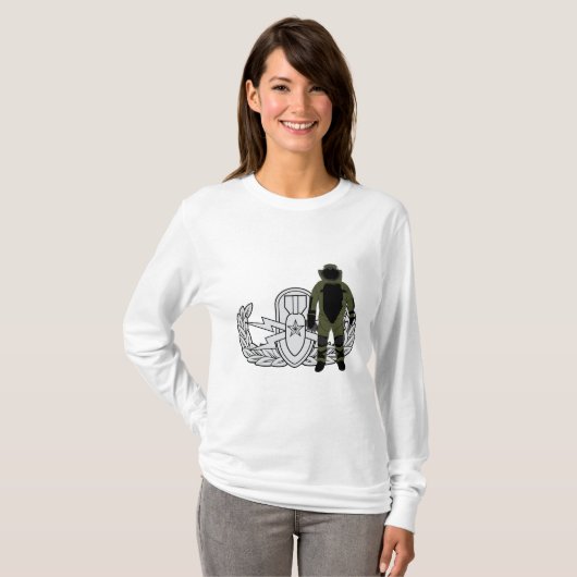 EODの年長の爆弾のスーツ Tシャツ (正面フル)