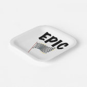 Epic Finish Line Checkered Racing Flag ペーパープレート (傾斜あり)