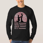 Epic Wife Since 2014 8th Wedding Anniversary Retro Tシャツ (正面)