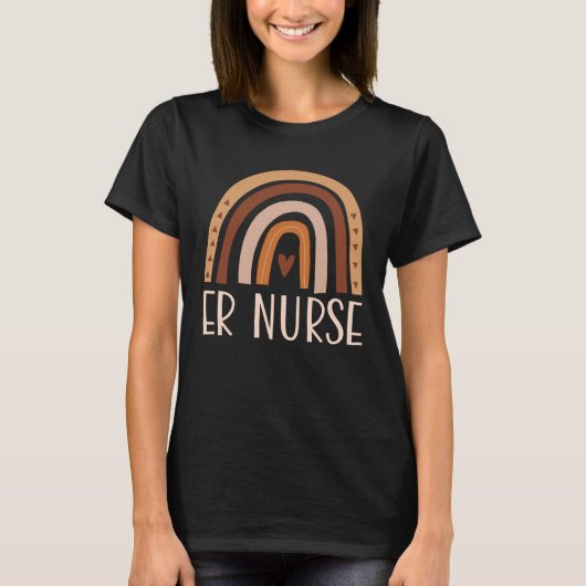 ER Nurse Nursing School Trendy Bohemian Rainbow Bo Tシャツ (正面)