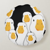 Erie Surveillance:宇宙からのGeese Monitoring ラウンドクッション (裏面)