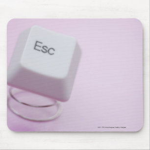 ESCキーのクローズアップ マウスパッド