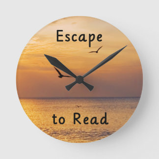 Escape to Read Wall Clock | Book Lover Quote ラウンド壁時計