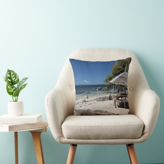Escape to the white sands of Palawan クッション (椅子)