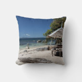 Escape to the white sands of Palawan クッション (正面)