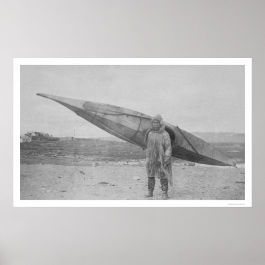 Eskimo Carrying Kayak 1909 ポスター (正面)