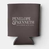 Espresso Brown Ivory Elegant Calligraphy Wedding 缶クーラー (正面)