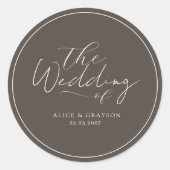 Espresso Brown Script Classic Minimalist Wedding ラウンドシール (正面)