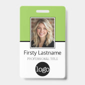 Essential Employee – 写真、バーコード、ロゴ、名前 バッジ (正面)