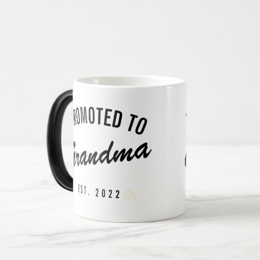 ESTおばあちゃんに昇格。2022 モーフィングマグカップ (正面左)