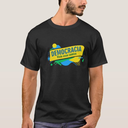 Estampa brasil democracia tシャツ (正面)