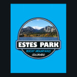 Estes Park Colorado Travel Art Emblem ポスター<br><div class="desc">Estes Park art design showcasing the town in northern Colorado. It’s known as a base for the Rocky Mountain National Park.</div>