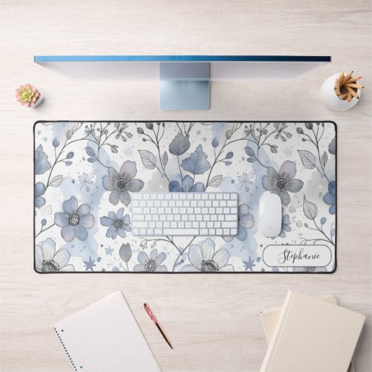 Ethereal Blue Hand Drawn Floral Custom デスクマット (オフィス1)