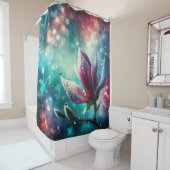 "Ethereal Magnolia:花びら上の雨粒" シャワーカーテン (インサイチュ)