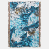 Ethereal Velocity: Geometric Cloud & Arrow Fusion スローブランケット (正面縦)