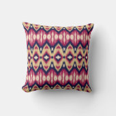 Ethnic pink blue ikat chevron pattern background T クッション (正面)
