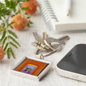 EU, スペイン, バルセロナ。ピカソの近くのライトアップされた入り口 キーホルダー (側面)