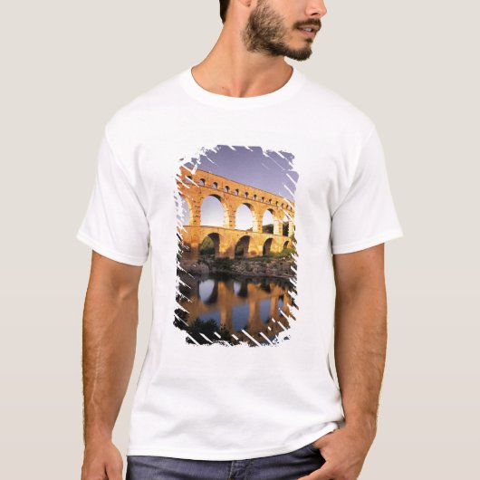 EU、フランス、プロヴァンス、ガール県、ガール橋 Tシャツ (正面)